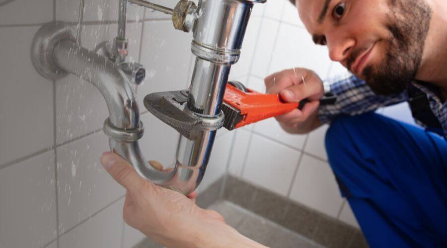 Professional same day plumber services in Long Island, ME