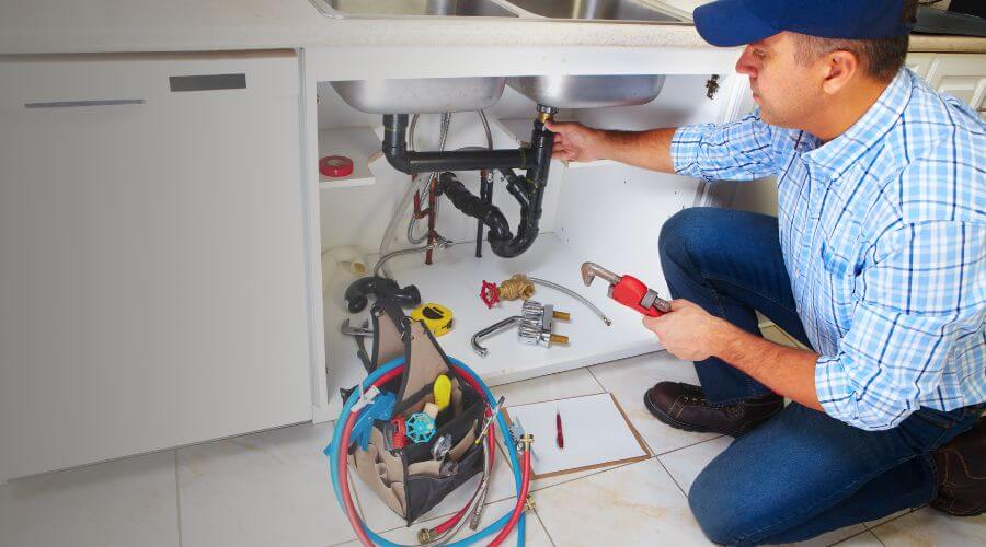 Professional same day plumber in Long Island, ME